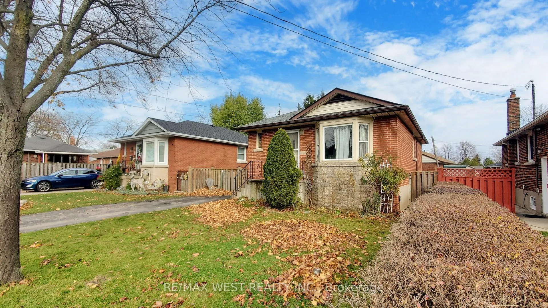 Photo 2 of 15 Darcy Court, Hamilton, Burkholme — HOMEH