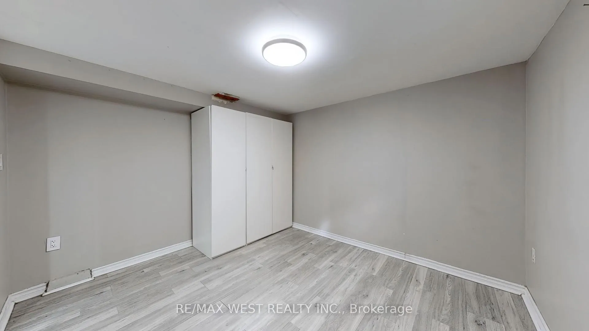 Photo 4 of 15 Darcy Court, Hamilton, Burkholme — HOMEH