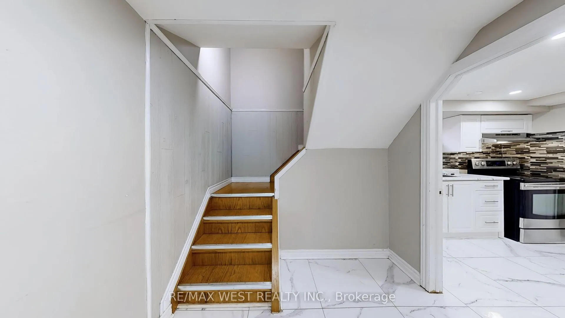Photo 30 of 15 Darcy Court, Hamilton, Burkholme — HOMEH