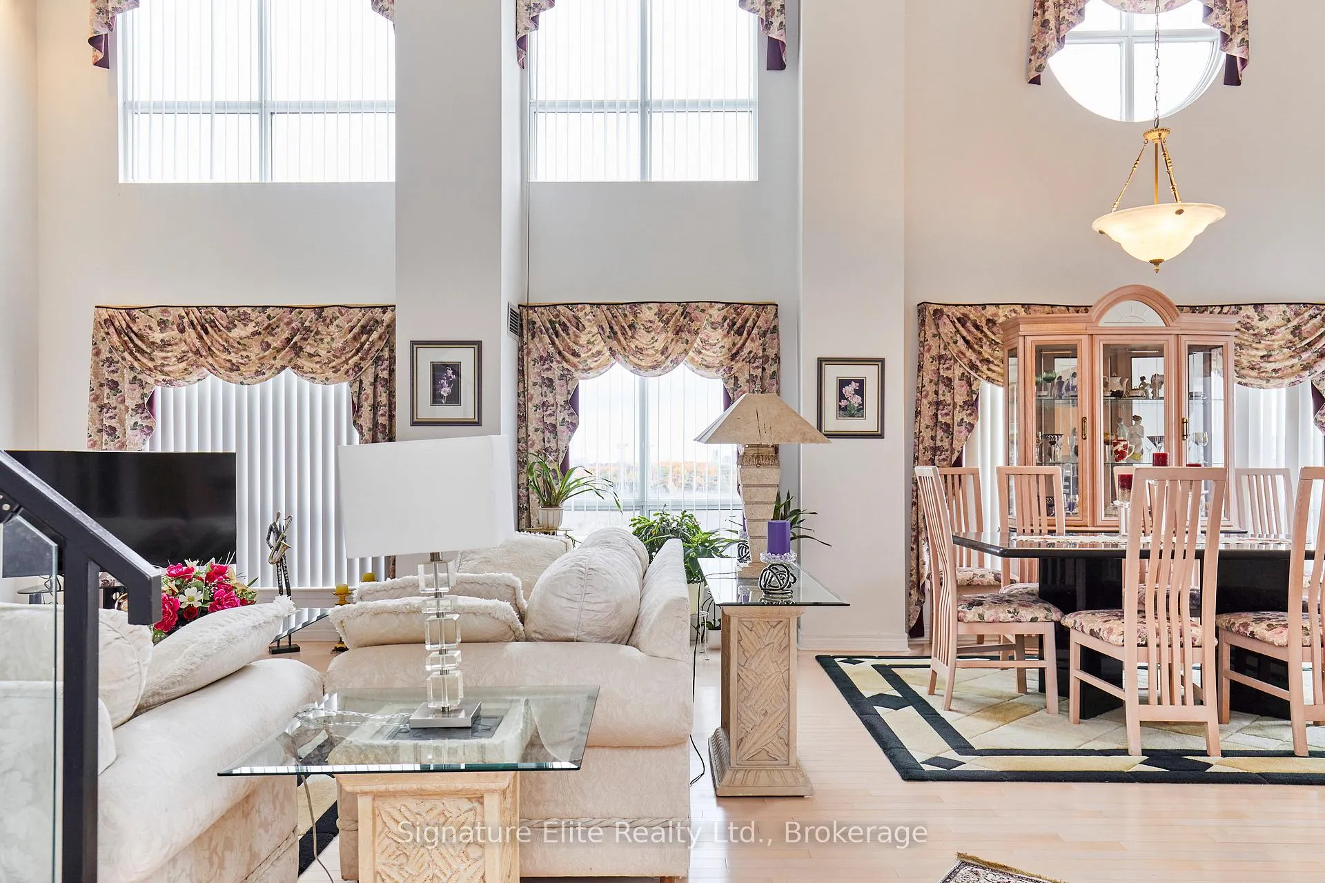 Photo 2 of Unit 1603, 399 South Park Road, Markham, Commerce Valley — HOMEH