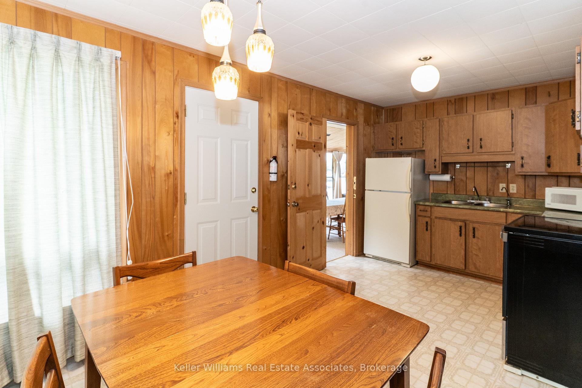 Photo 7 of Unit Unit 2, 1200 North Shore Drive, Gravenhurst, Muskoka (S) — HOMEH