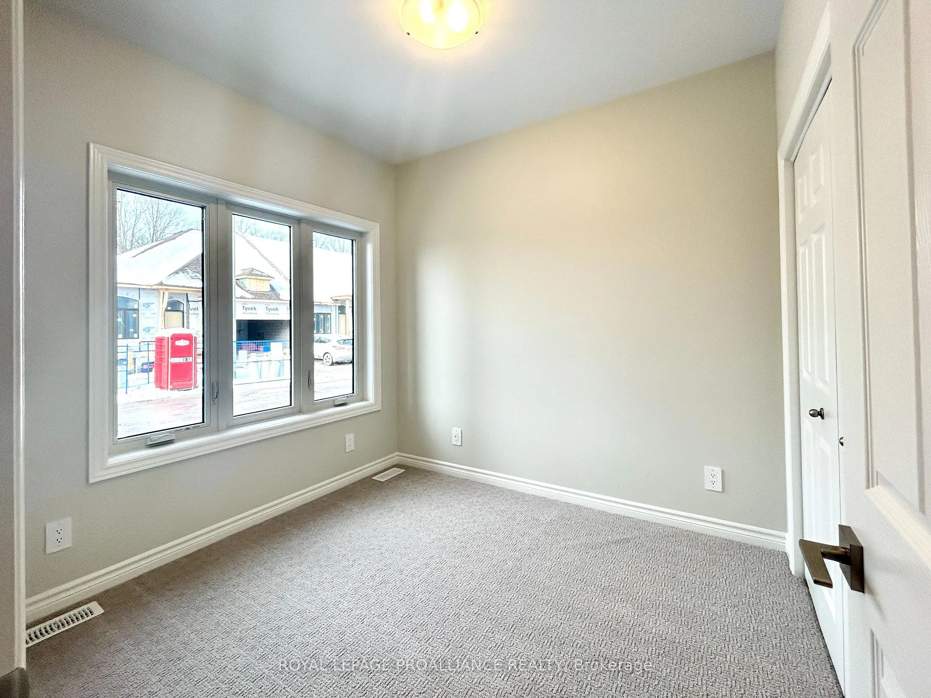 Photo 3 of Unit 15, 99 Cloverleaf Drive, Belleville, Thurlow Ward — HOMEH