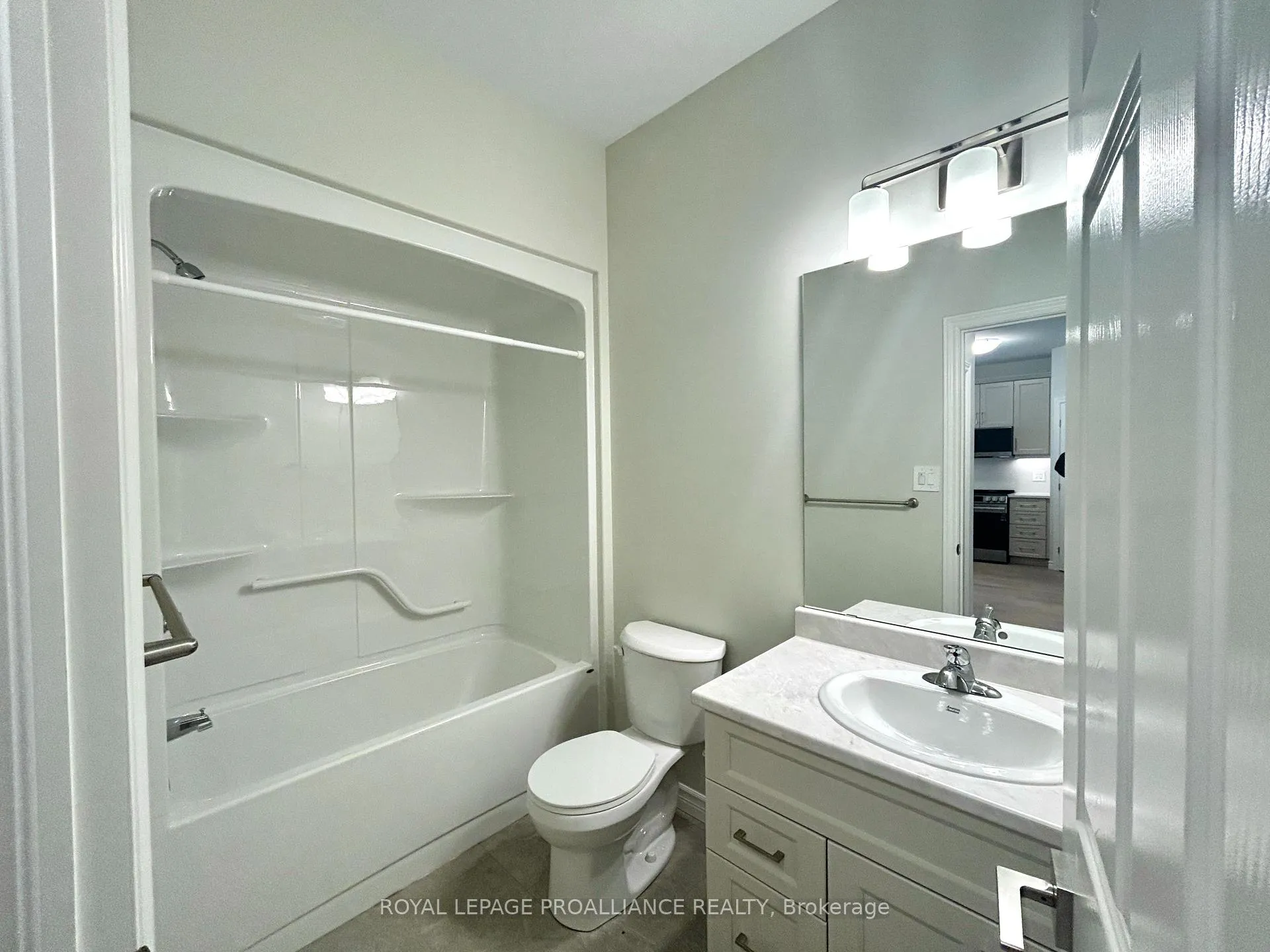 Photo 5 of Unit 15, 99 Cloverleaf Drive, Belleville, Thurlow Ward — HOMEH
