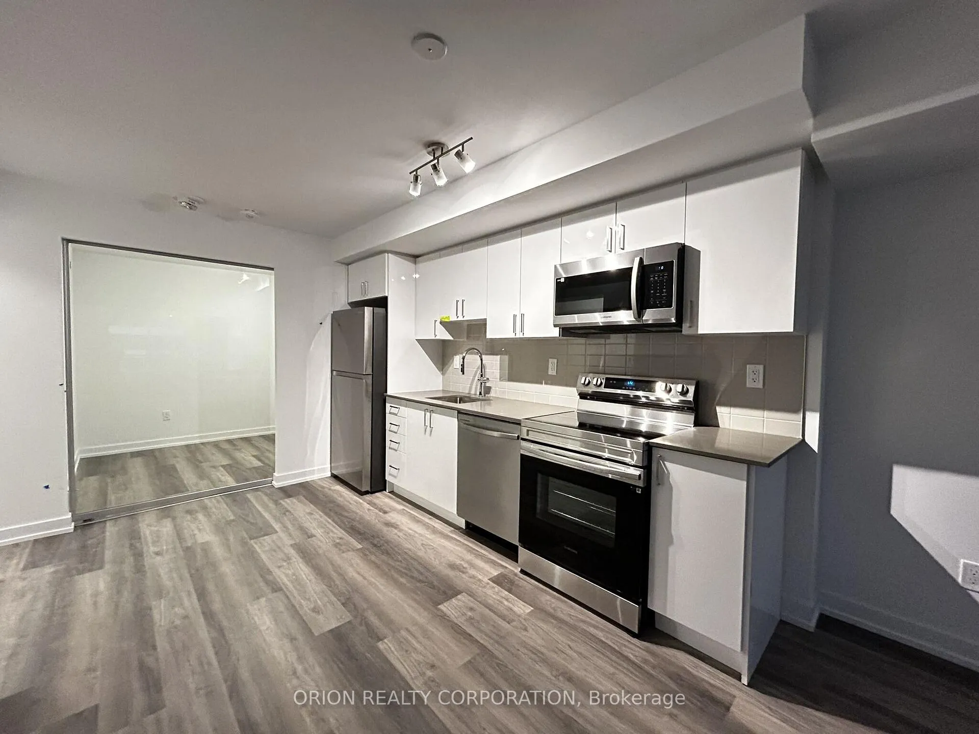 Photo 2 of Unit 506, 1435 Celebration Drive, Pickering, Bay Ridges — HOMEH