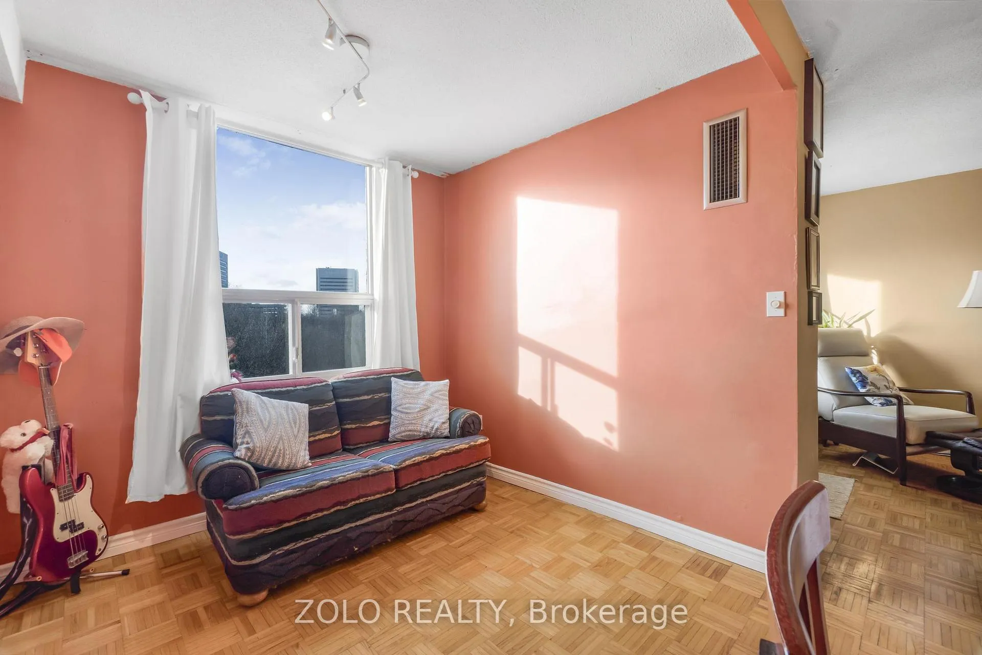 Photo 19 of Unit 618, 10 Edgecliff Golfway, Toronto, Flemingdon Park — HOMEH
