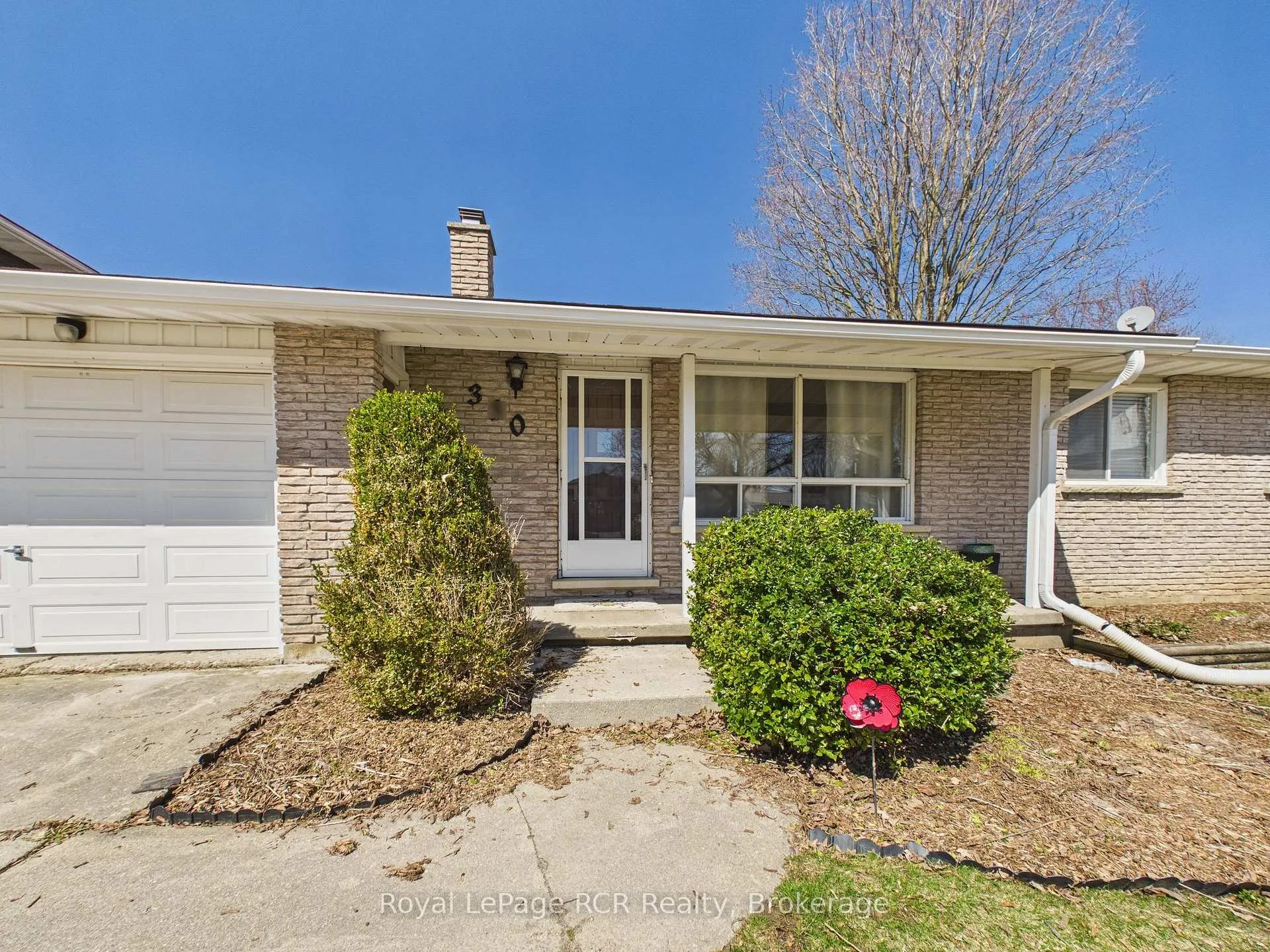 Photo 3 of 330 Glenn Road, North Huron, Wingham — HOMEH