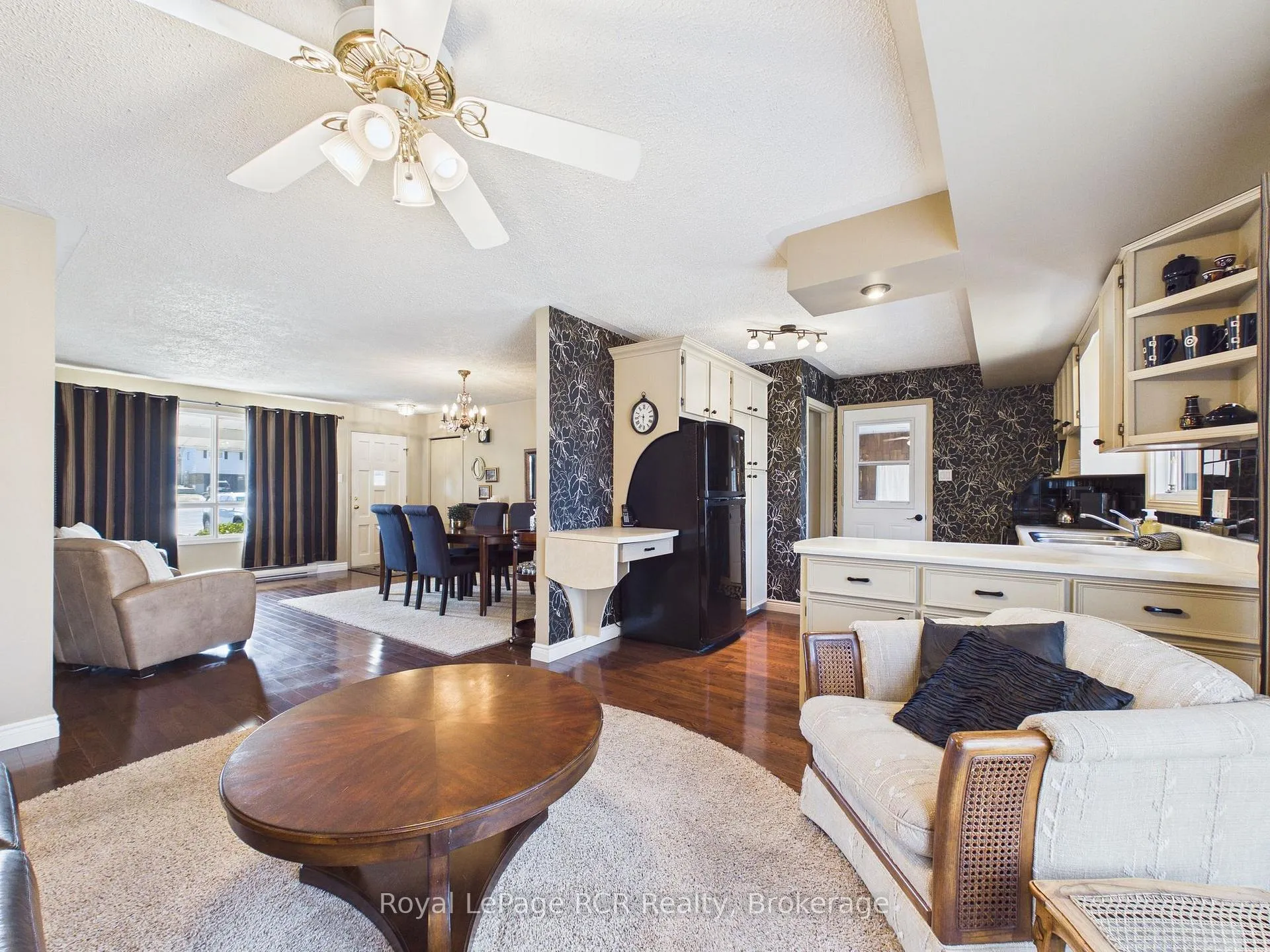 Photo 10 of 330 Glenn Road, North Huron, Wingham — HOMEH
