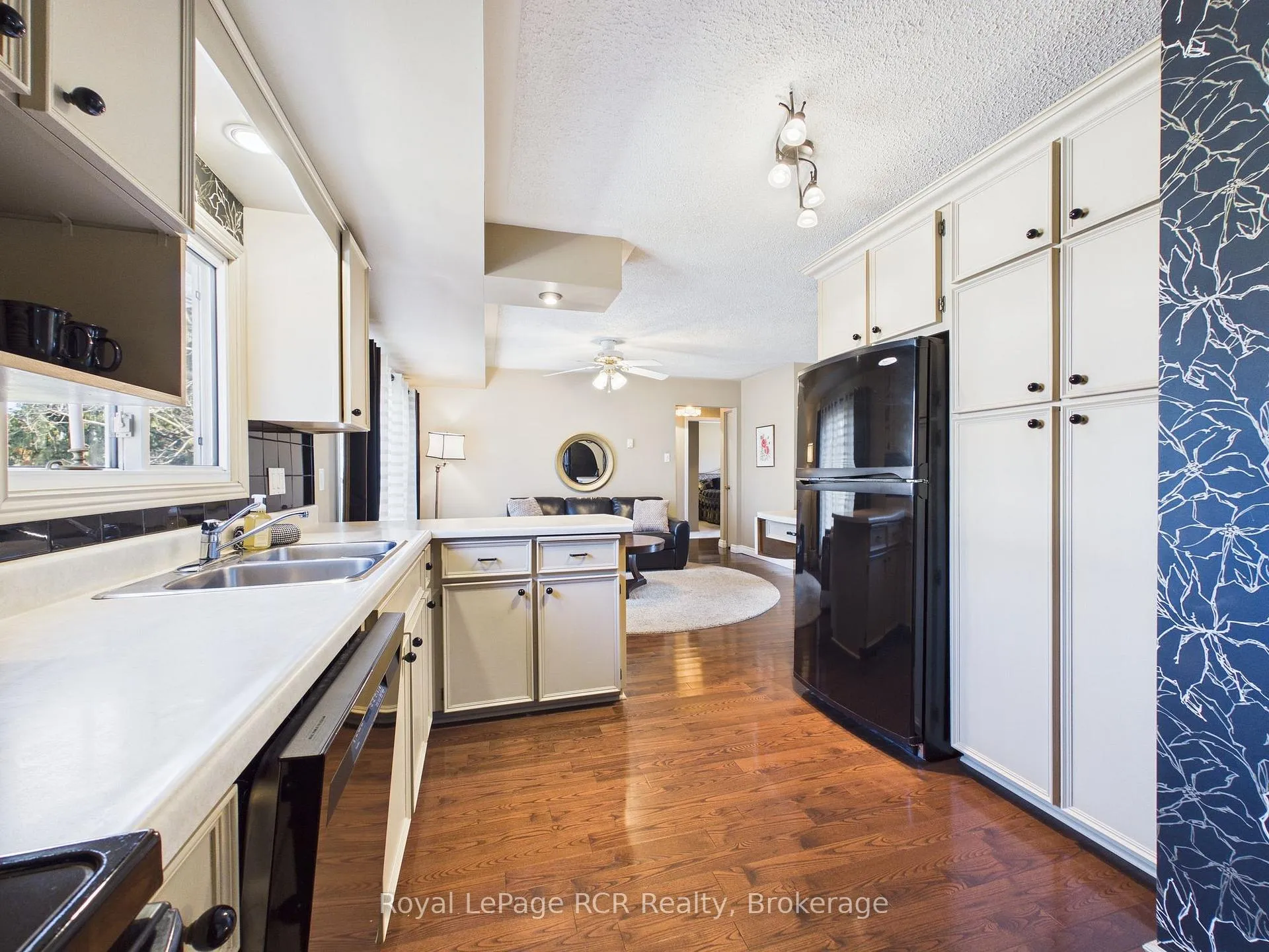 Photo 13 of 330 Glenn Road, North Huron, Wingham — HOMEH