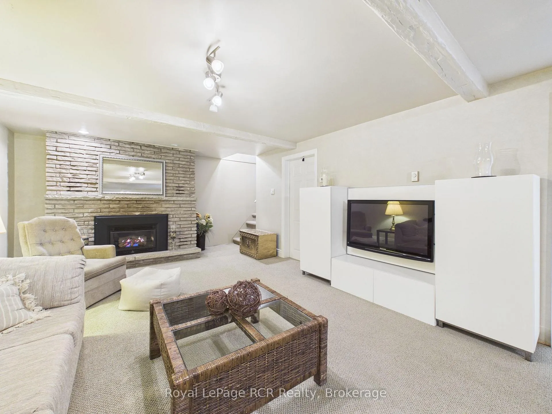 Photo 23 of 330 Glenn Road, North Huron, Wingham — HOMEH