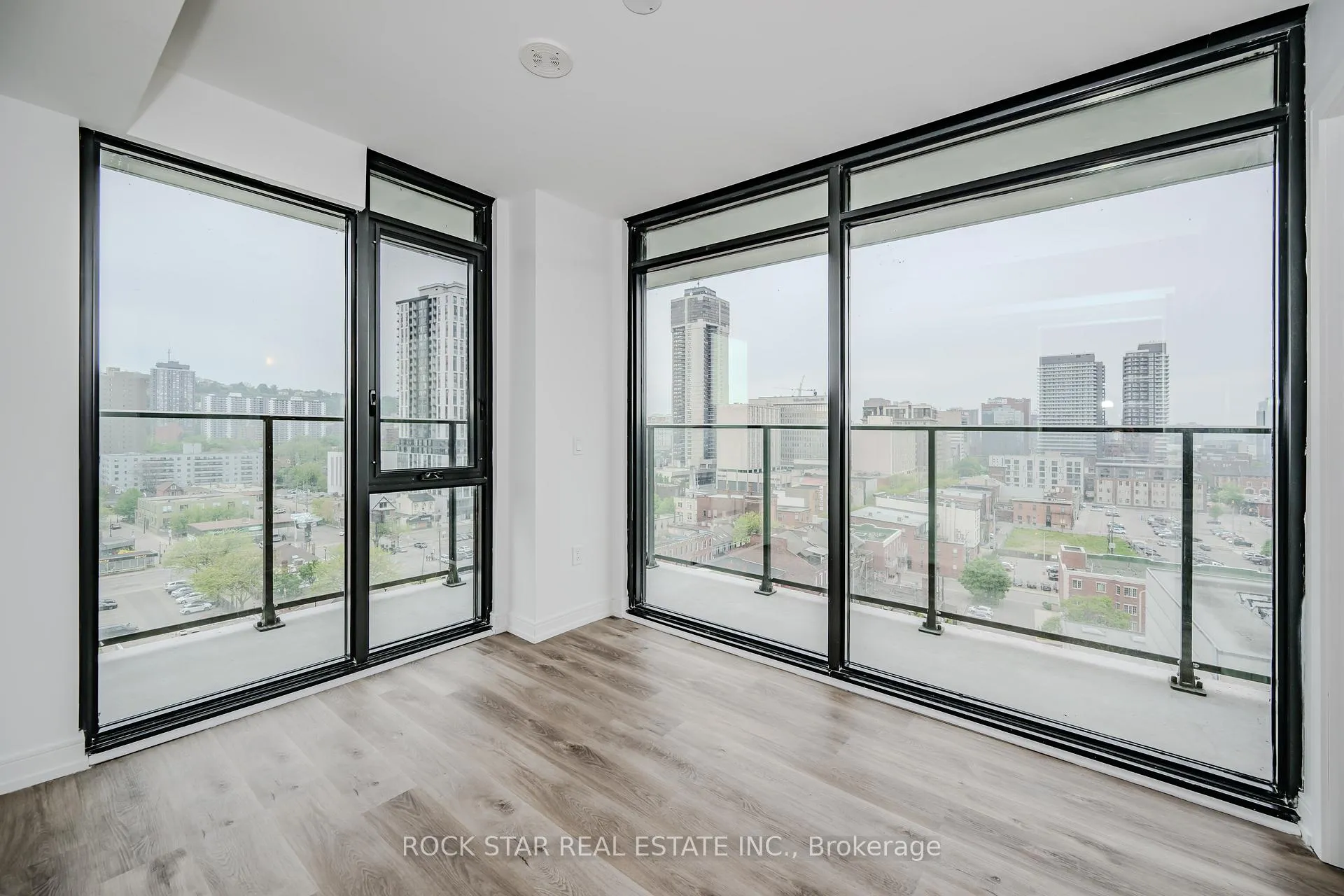 Photo 23 of Unit 1308, 1 Jarvis Street, Hamilton, Beasley — HOMEH
