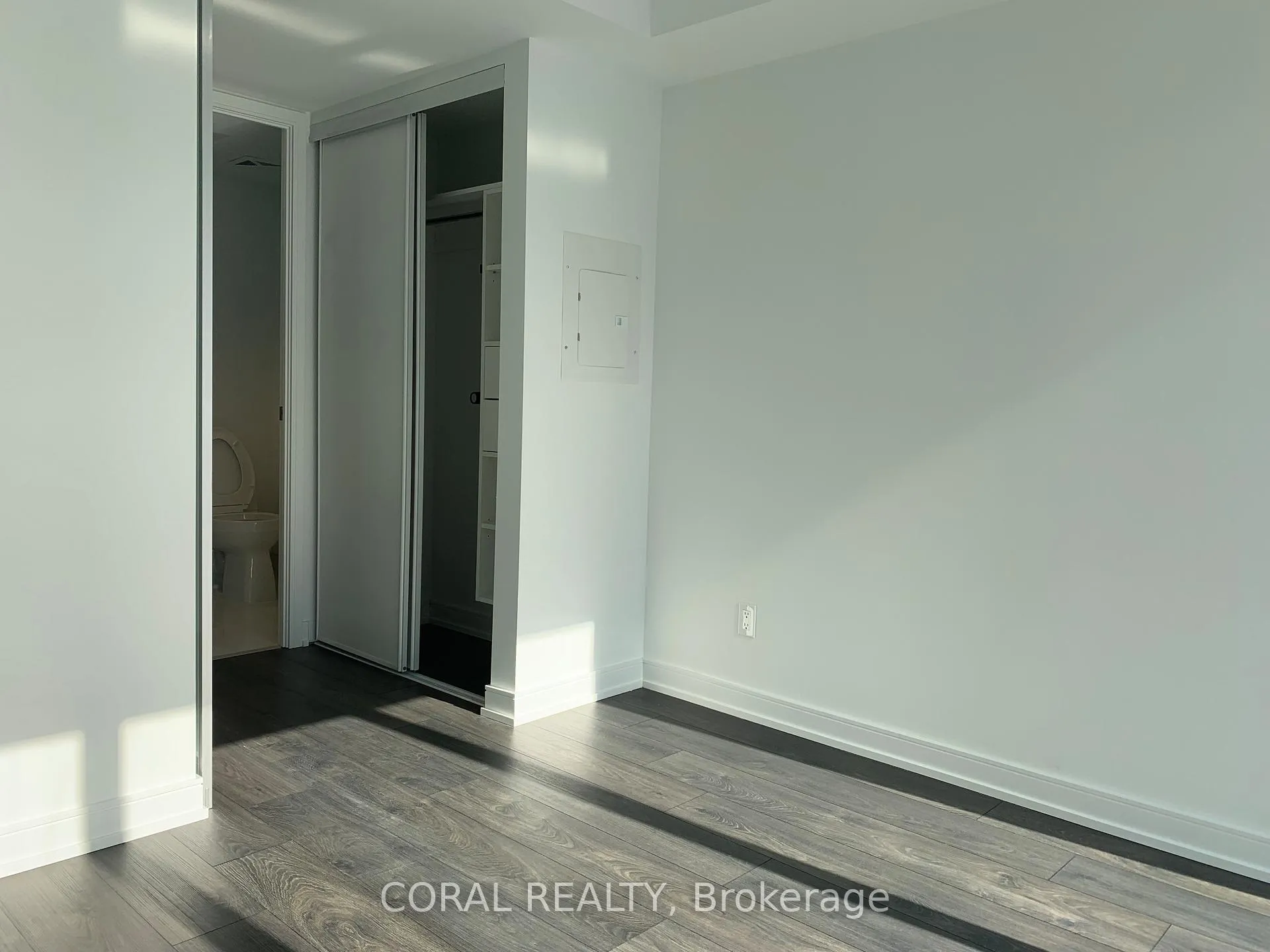 Photo 9 of Unit 309, 3 Gloucester Street, Toronto, Church-Yonge Corridor — HOMEH