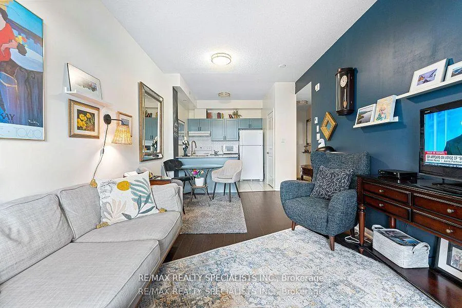 Photo 5 of Unit #413, 84 Aspen Springs Drive, Clarington, Bowmanville — HOMEH