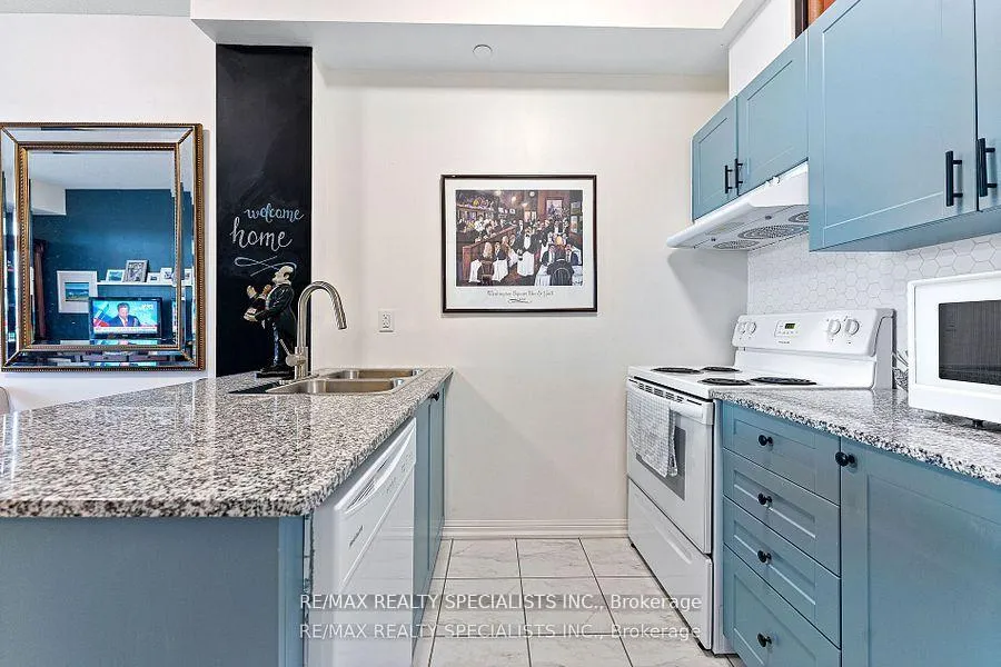 Photo 12 of Unit #413, 84 Aspen Springs Drive, Clarington, Bowmanville — HOMEH