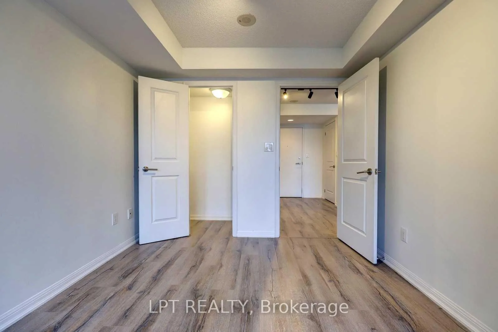 Photo 15 of Unit 2214, 400 Adelaide Street E, Toronto, Moss Park — HOMEH