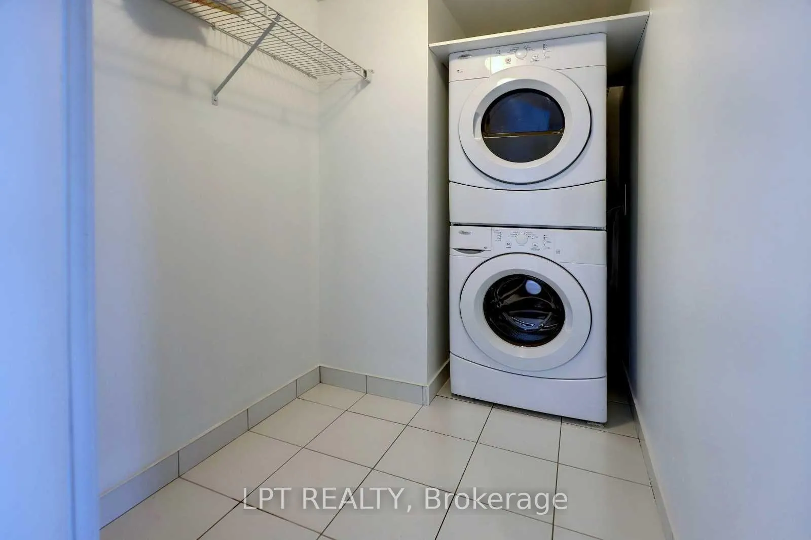 Photo 16 of Unit 2214, 400 Adelaide Street E, Toronto, Moss Park — HOMEH