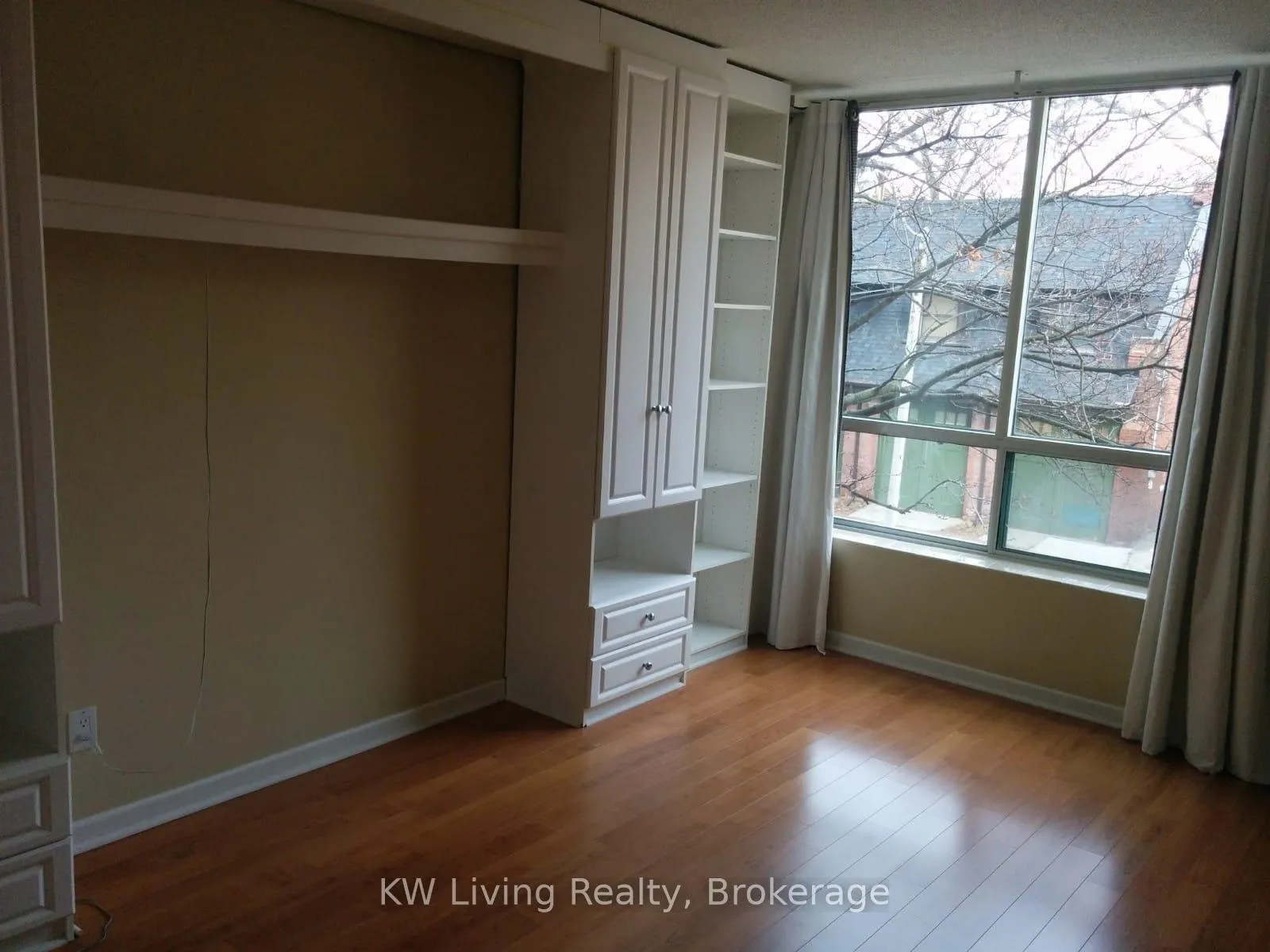 Photo 9 of Unit 220, 95 Prince Arthur Avenue, Toronto, The Annex — HOMEH
