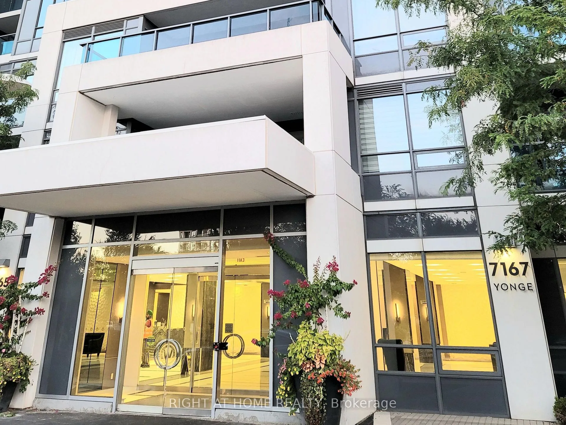 Front of Unit 1007, 7167 Yonge Street