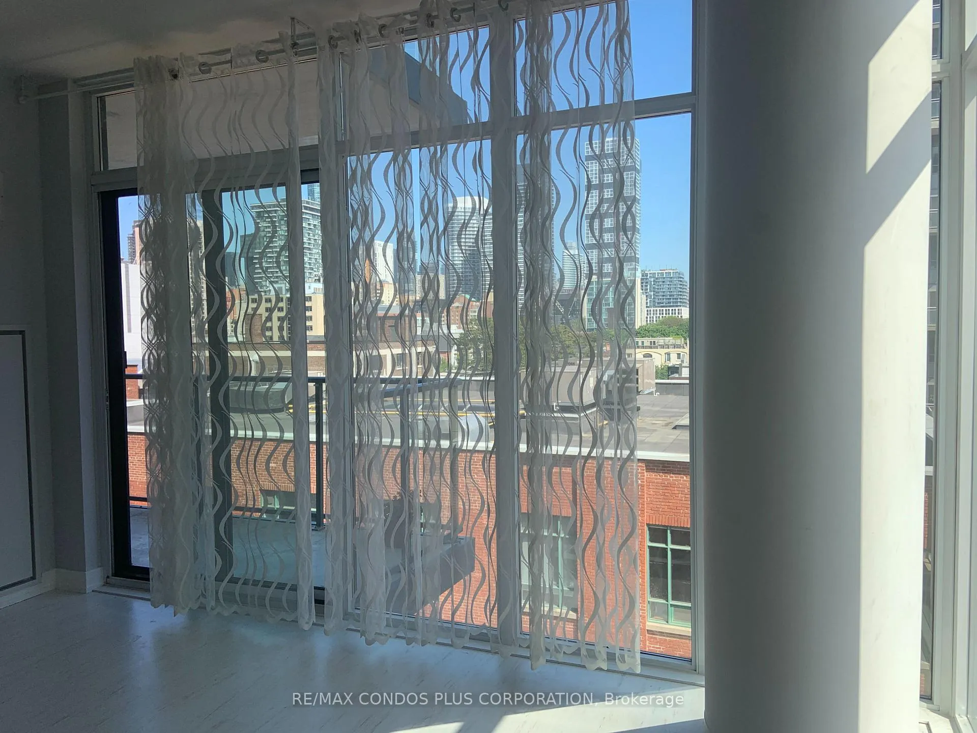 Photo 3 of Unit 504, 105 George Street, Toronto, Moss Park — HOMEH