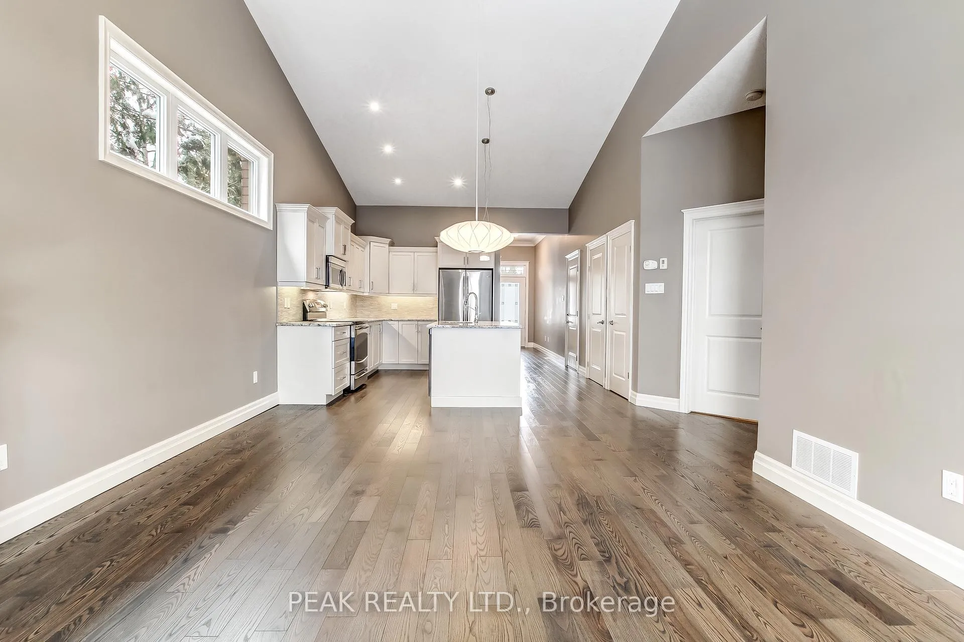 Photo 6 of Unit 8, 26 Reid Street, Brant, South Dumfries — HOMEH
