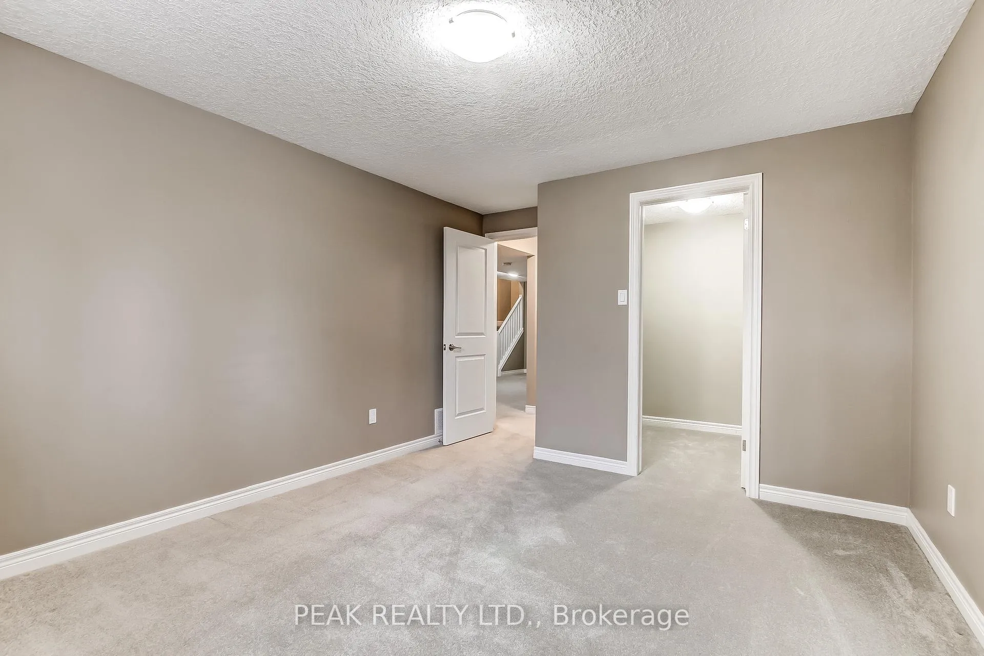 Photo 25 of Unit 8, 26 Reid Street, Brant, South Dumfries — HOMEH