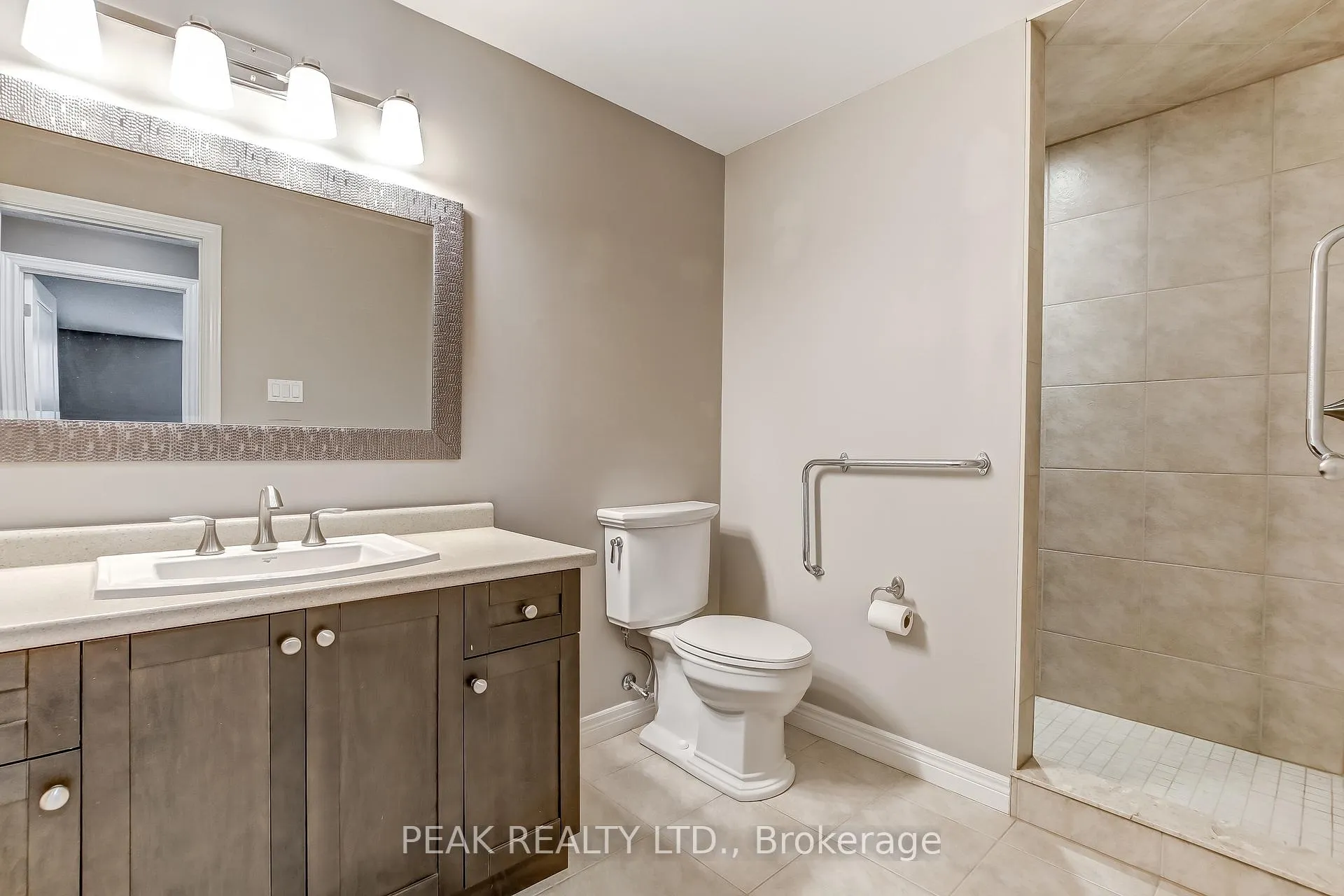 Photo 26 of Unit 8, 26 Reid Street, Brant, South Dumfries — HOMEH