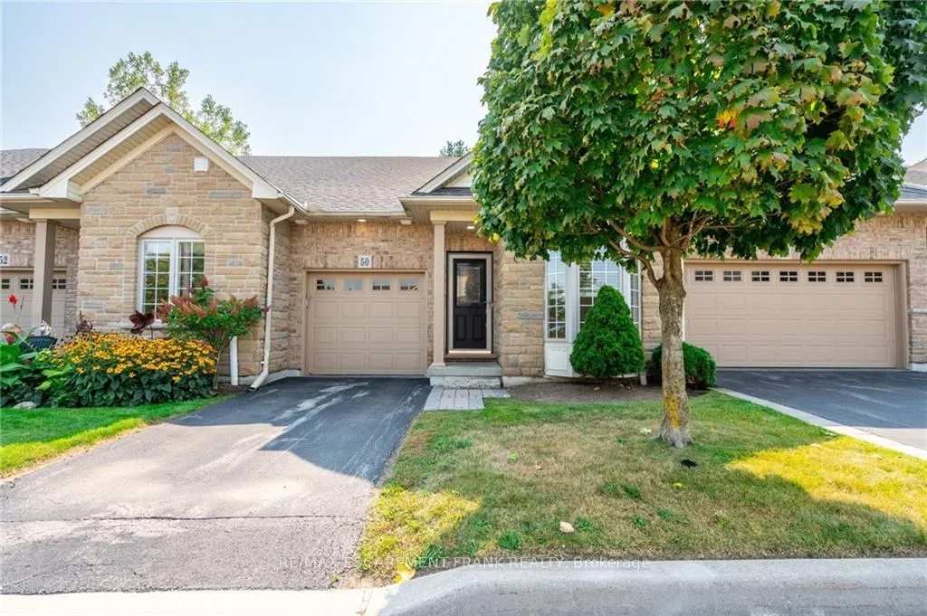 Photo 1 of 50 Grovetree Trail, Hamilton, Rural Glanbrook — HOMEH