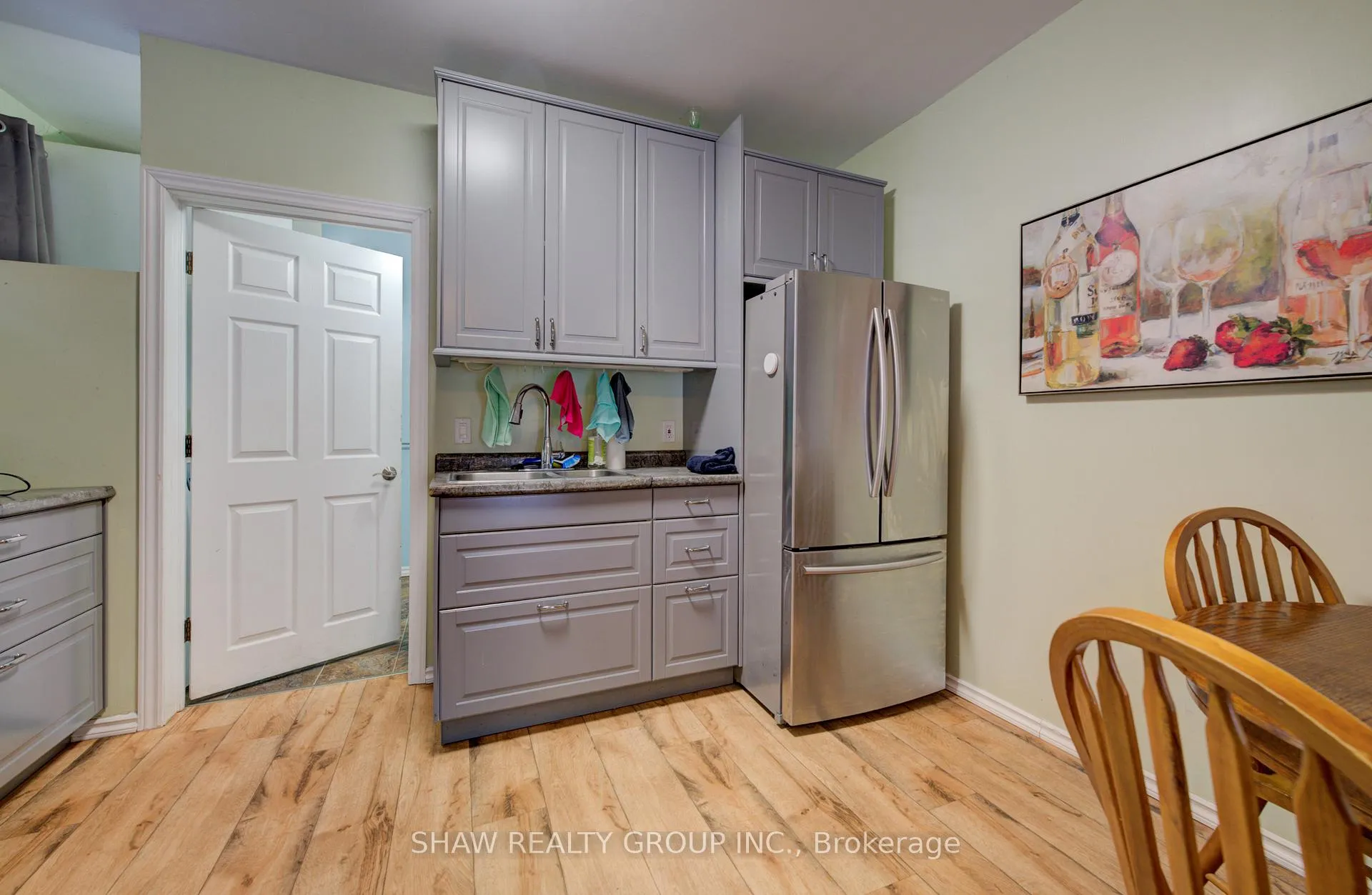 Photo 10 of Unit 3, 4 Perin Place, Kitchener — HOMEH