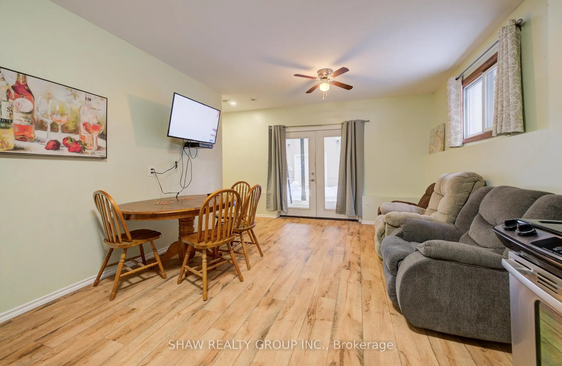 Photo 12 of Unit 3, 4 Perin Place, Kitchener — HOMEH