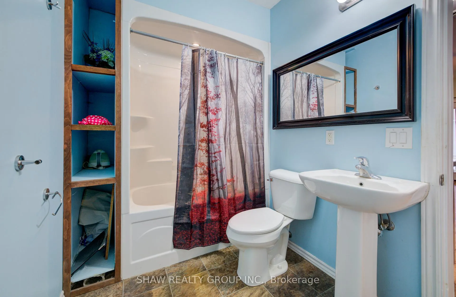 Photo 14 of Unit 3, 4 Perin Place, Kitchener — HOMEH
