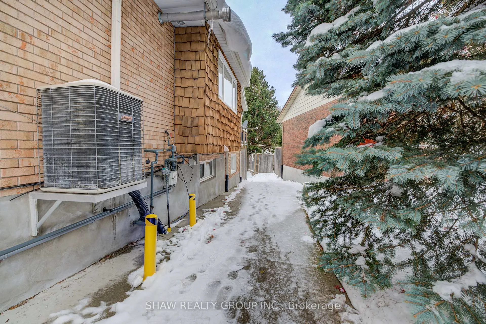 Photo 21 of Unit 3, 4 Perin Place, Kitchener — HOMEH