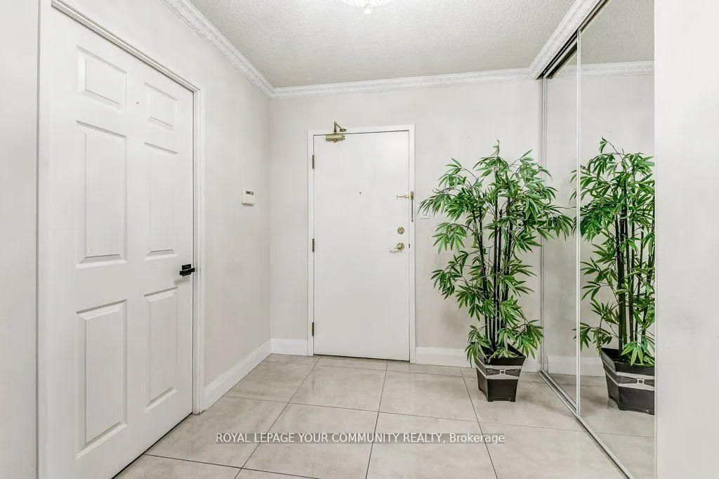 Photo 5 of Unit 2502, 195 Wynford Drive, Toronto, Flemingdon Park — HOMEH