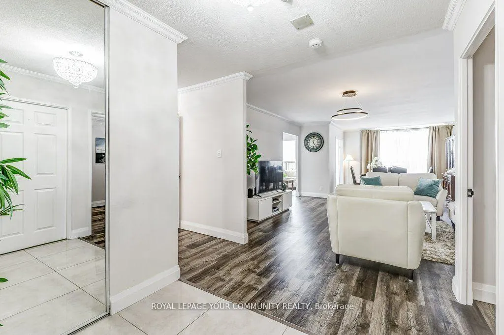 Photo 6 of Unit 2502, 195 Wynford Drive, Toronto, Flemingdon Park — HOMEH