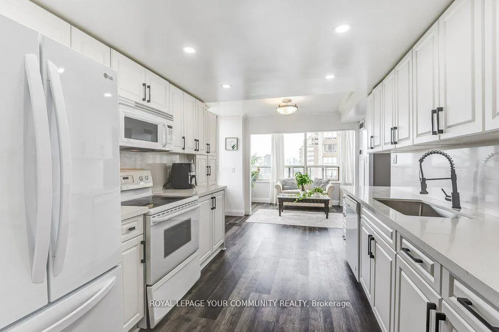 Photo 11 of Unit 2502, 195 Wynford Drive, Toronto, Flemingdon Park — HOMEH