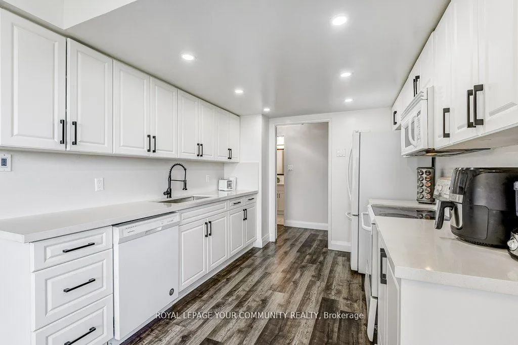 Photo 14 of Unit 2502, 195 Wynford Drive, Toronto, Flemingdon Park — HOMEH