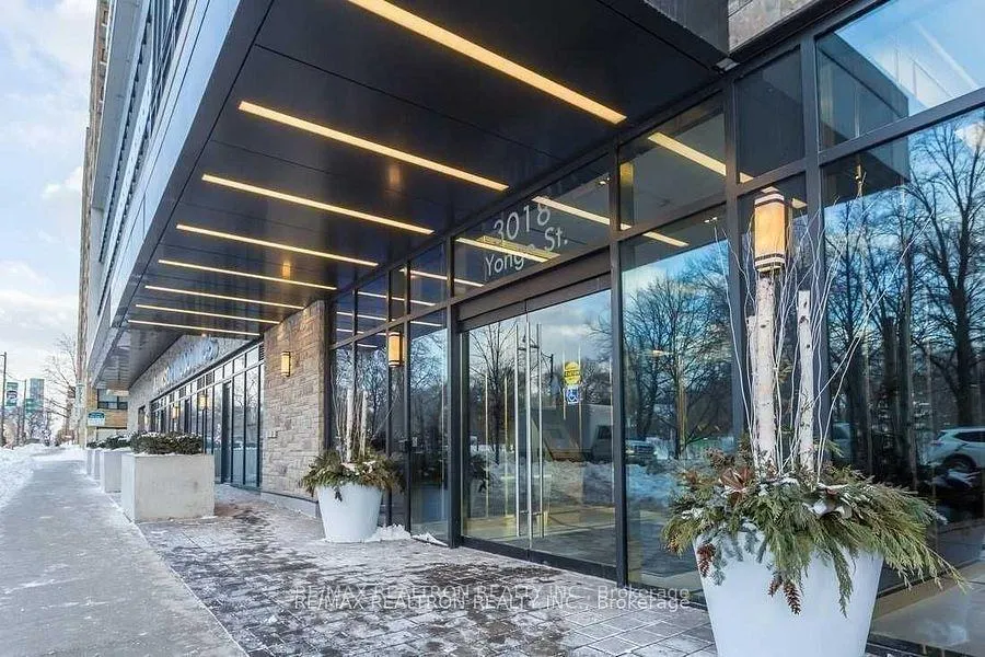 Photo 4 of Unit 510, 3018 Yonge Street E, Toronto, Lawrence Park South — HOMEH