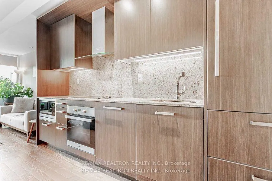 Photo 8 of Unit 510, 3018 Yonge Street E, Toronto, Lawrence Park South — HOMEH