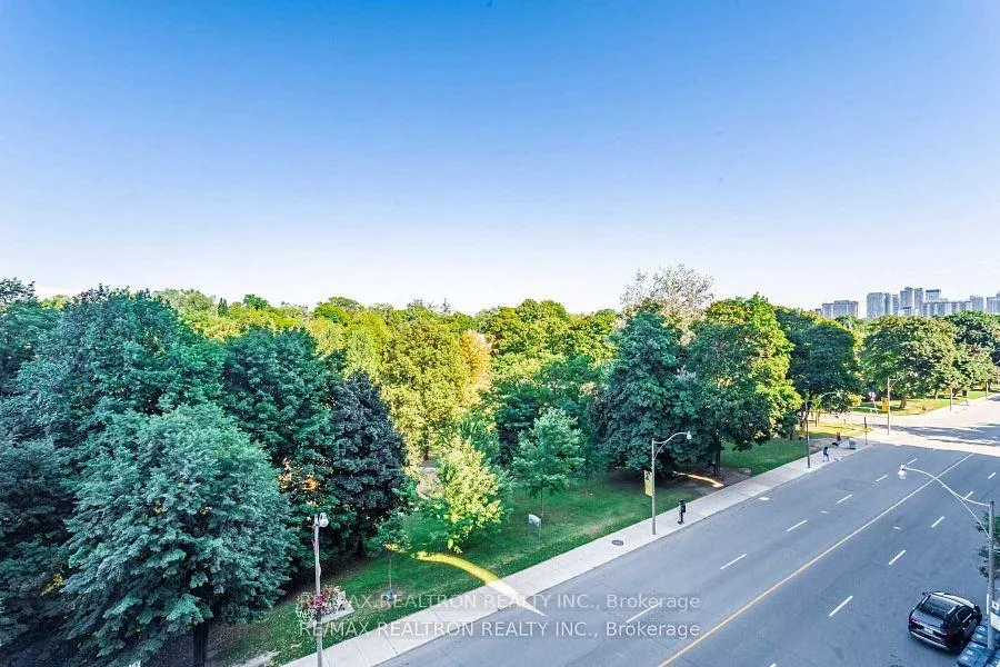 Photo 17 of Unit 510, 3018 Yonge Street E, Toronto, Lawrence Park South — HOMEH