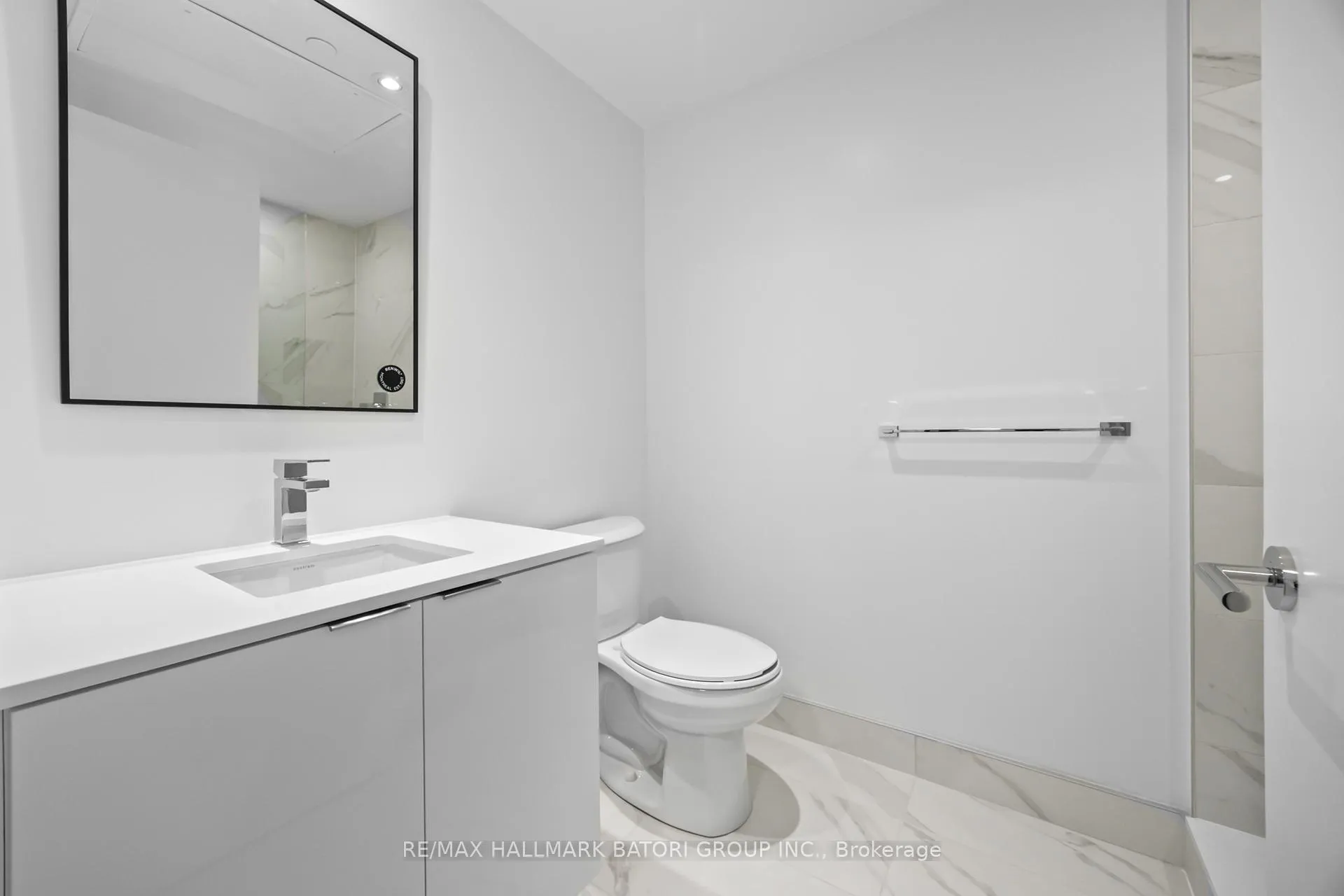 Photo 5 of Unit 203, 863 St. Clair Avenue W, Toronto, Wychwood — HOMEH