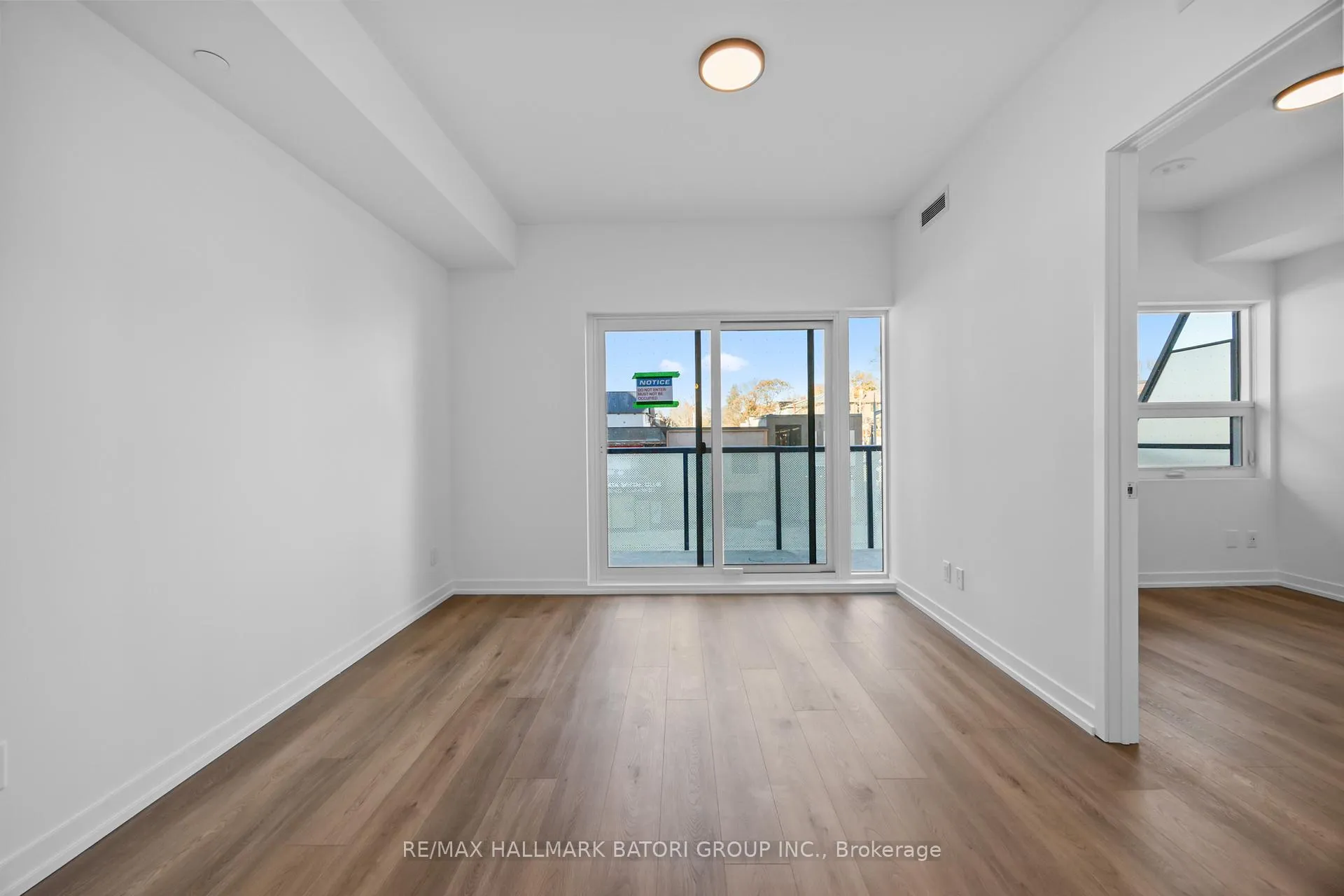 Photo 14 of Unit 203, 863 St. Clair Avenue W, Toronto, Wychwood — HOMEH