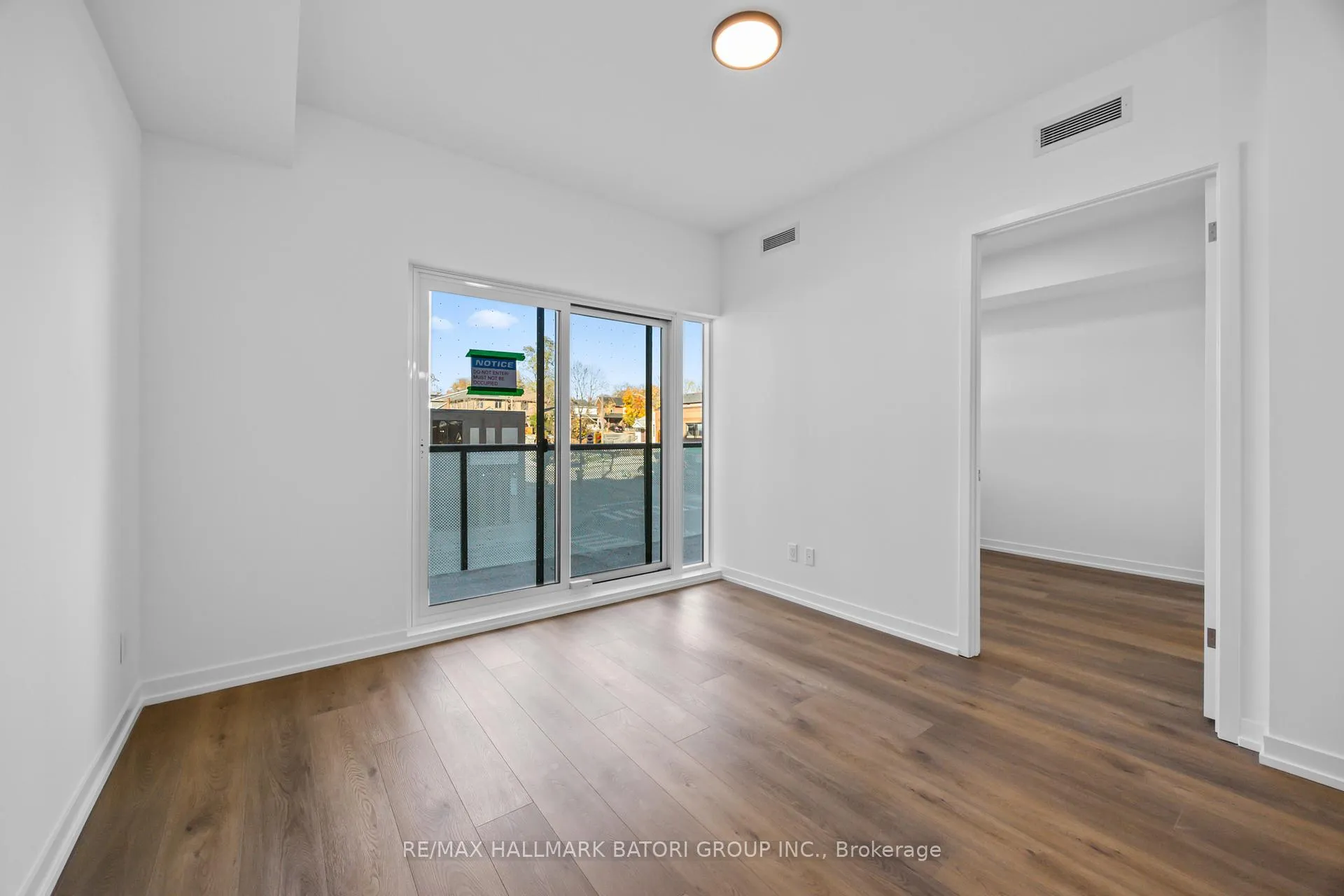 Photo 15 of Unit 203, 863 St. Clair Avenue W, Toronto, Wychwood — HOMEH