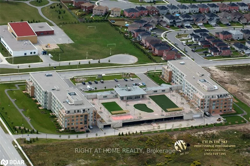 Photo 2 of Unit 411, 94 Dean Avenue, Barrie, Painswick South — HOMEH