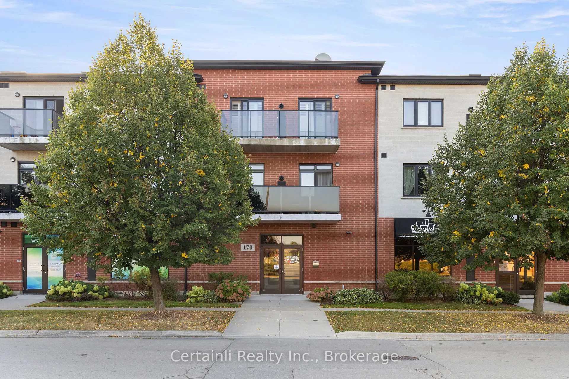 Photo 1 of Unit 317, 170 Rockhaven Lane, Hamilton, Waterdown — HOMEH