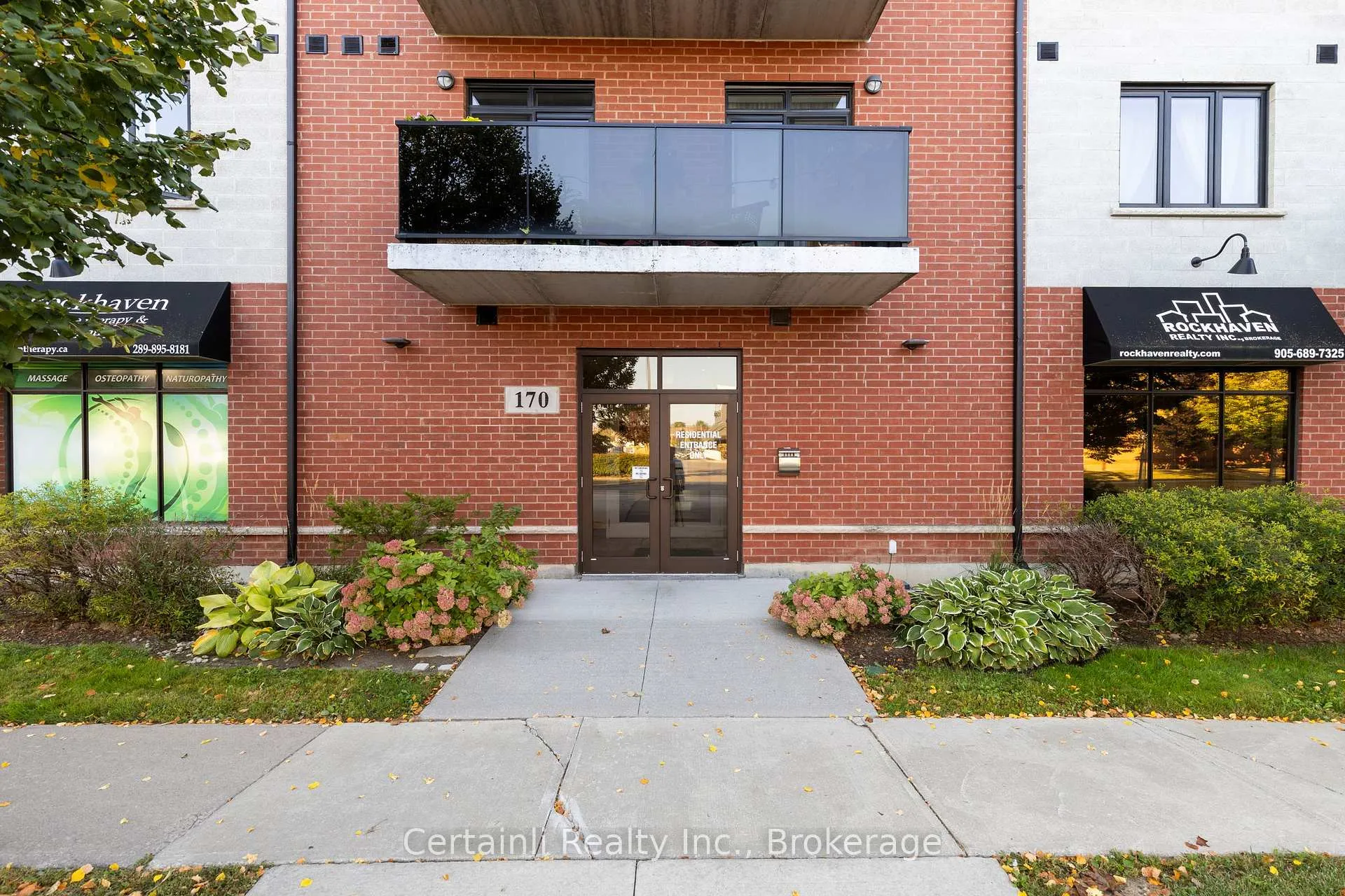 Photo 2 of Unit 317, 170 Rockhaven Lane, Hamilton, Waterdown — HOMEH