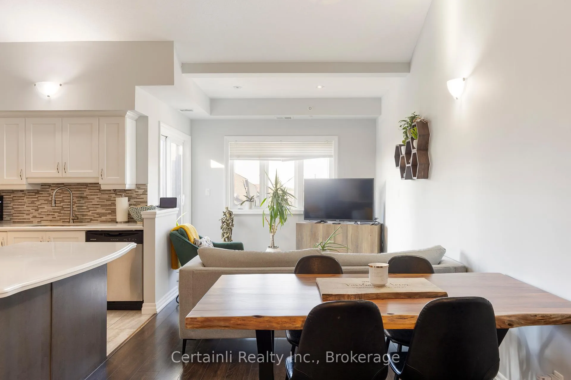 Photo 6 of Unit 317, 170 Rockhaven Lane, Hamilton, Waterdown — HOMEH