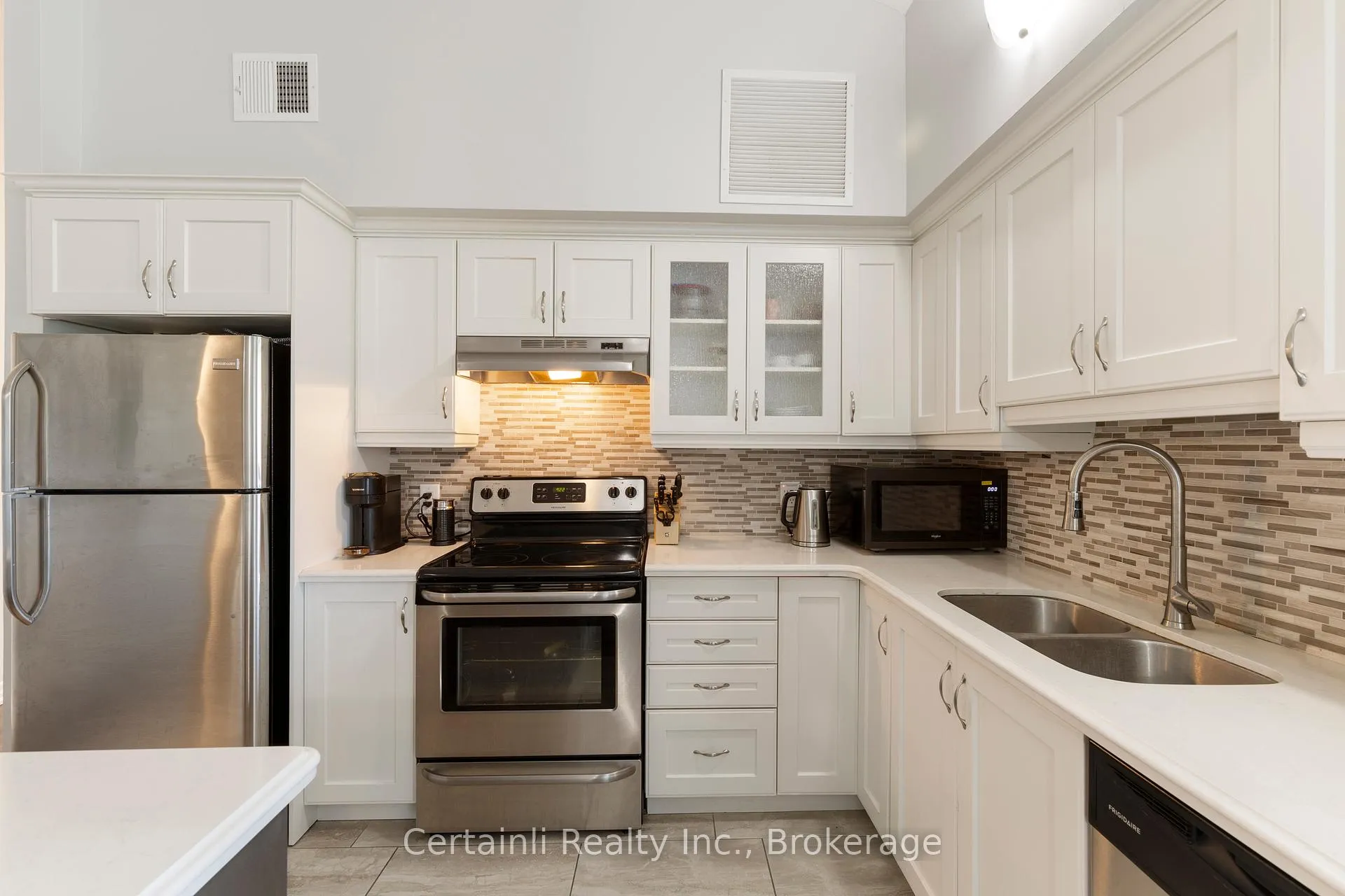 Photo 13 of Unit 317, 170 Rockhaven Lane, Hamilton, Waterdown — HOMEH
