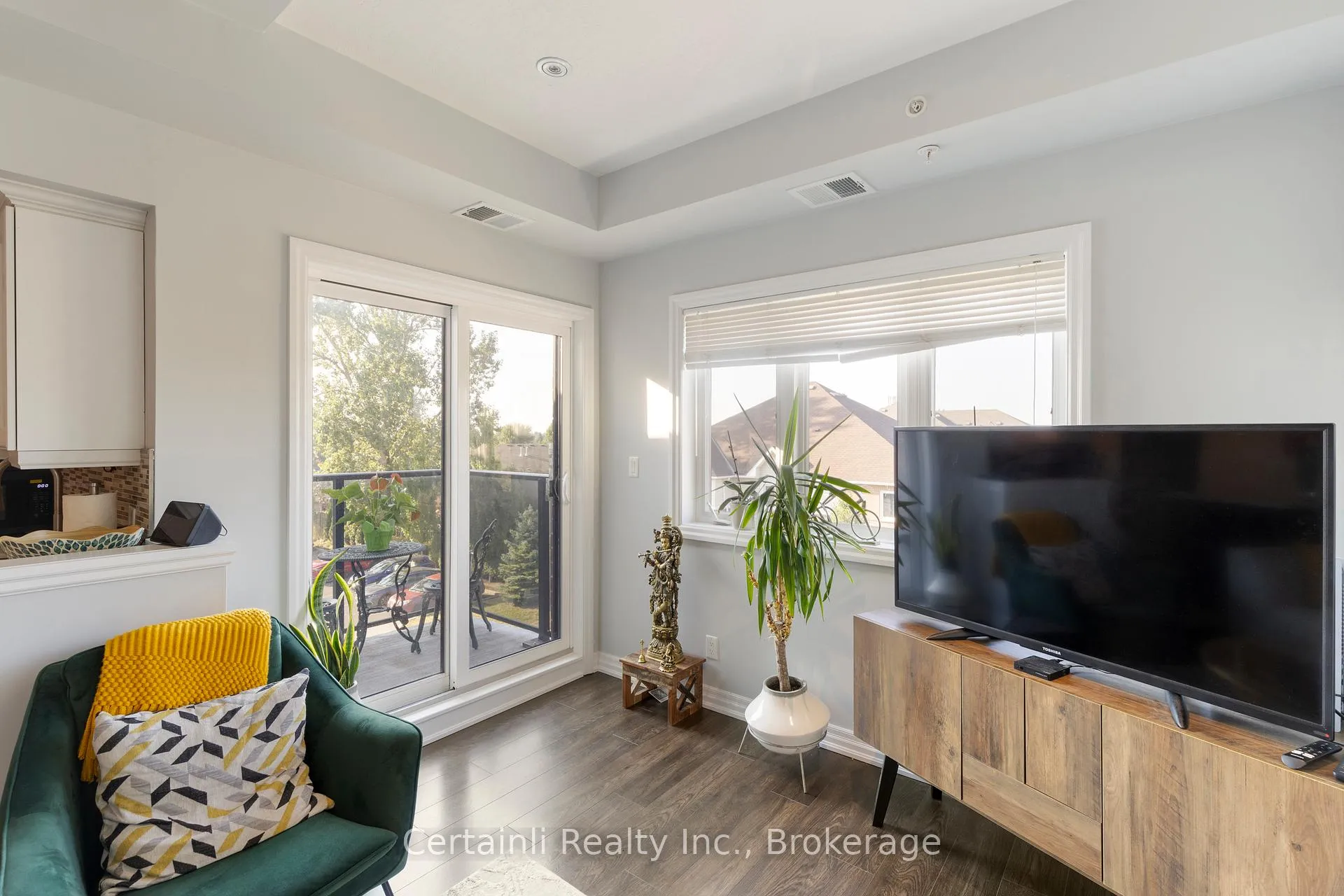 Photo 18 of Unit 317, 170 Rockhaven Lane, Hamilton, Waterdown — HOMEH