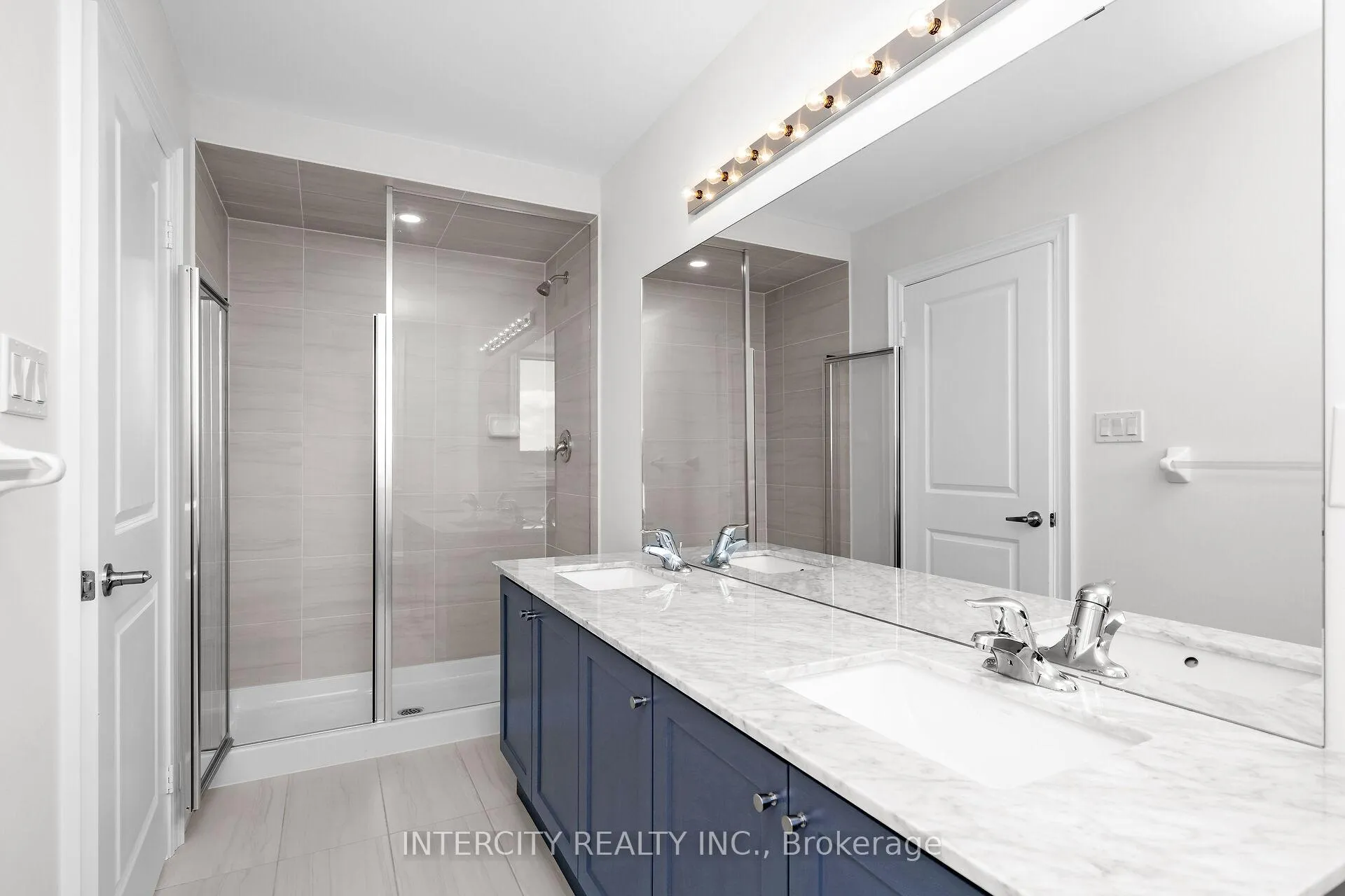 Photo 23 of Unit 30, 28 Queenpost Drive, Brampton, Credit Valley — HOMEH