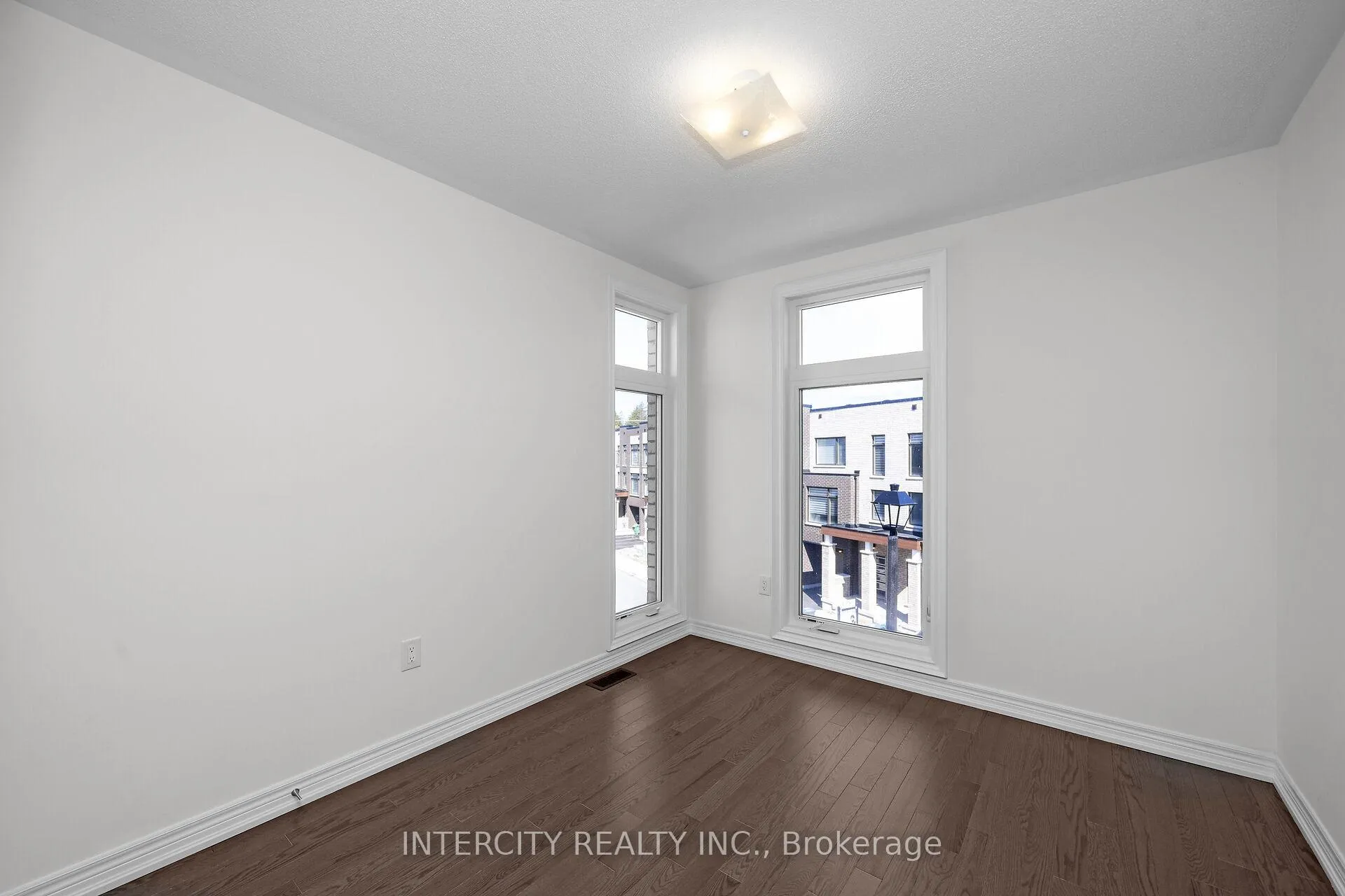 Photo 25 of Unit 30, 28 Queenpost Drive, Brampton, Credit Valley — HOMEH