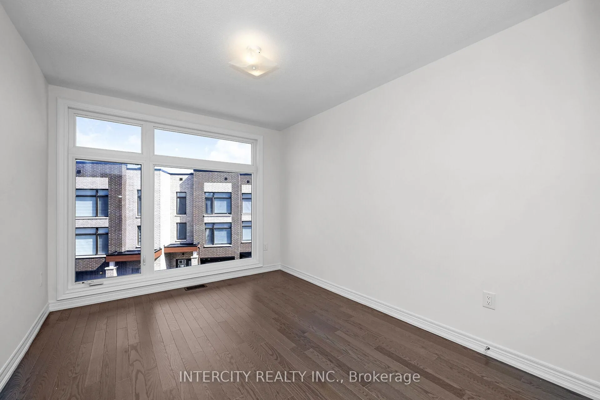 Photo 27 of Unit 30, 28 Queenpost Drive, Brampton, Credit Valley — HOMEH