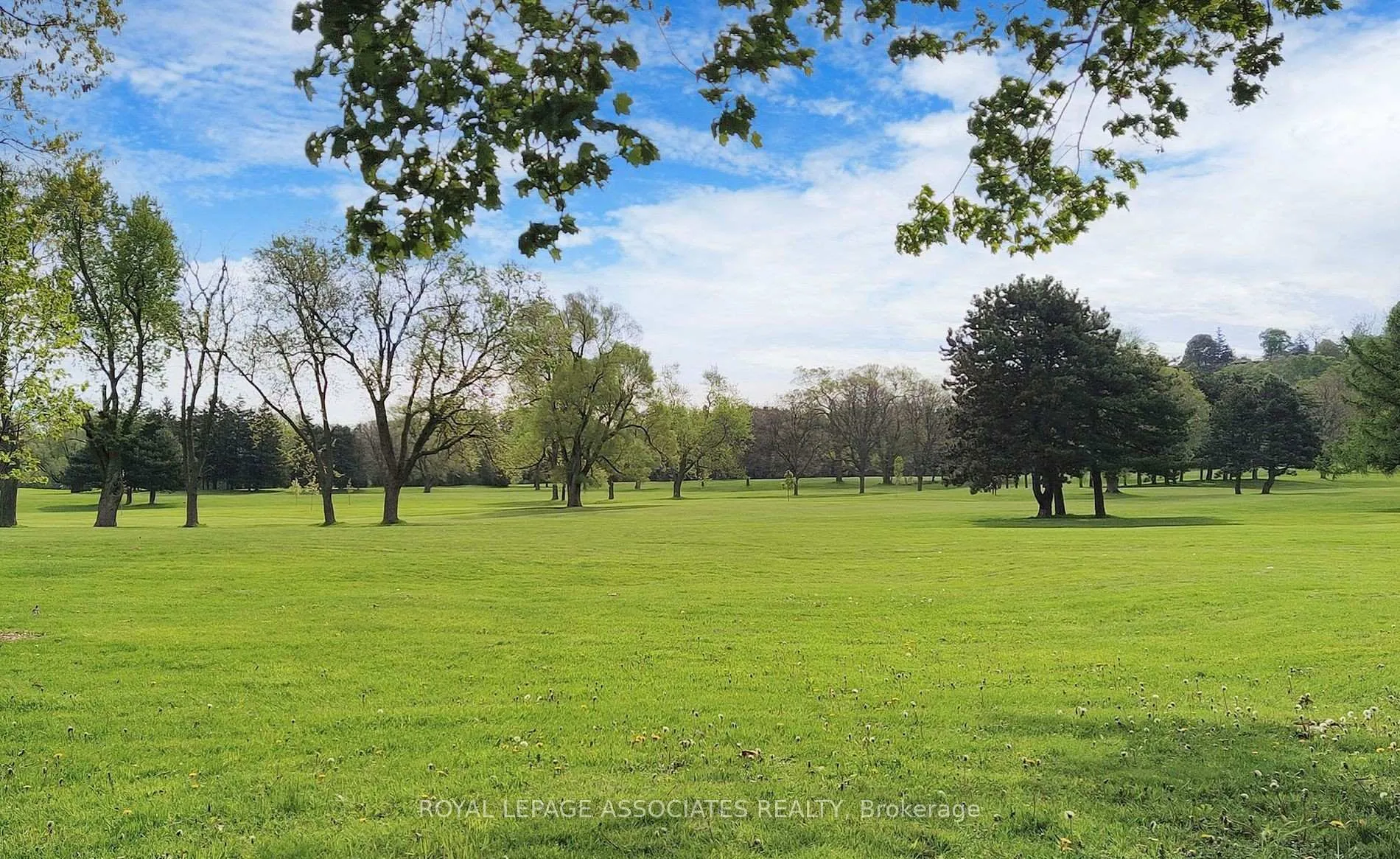 Photo 25 of Unit 25, 100 Beddoe Drive, Hamilton, Kirkendall — HOMEH